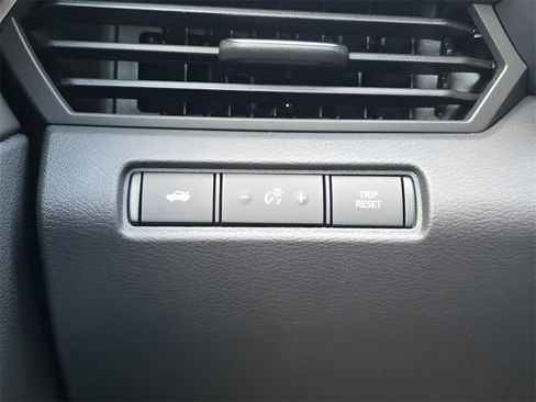 New 2025 Nissan Altima 2.5 SR w/ SR Premium Package image 24