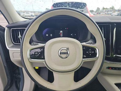 Used 2024 Volvo XC60 B5 Core w/ Protection Package Premier image 6