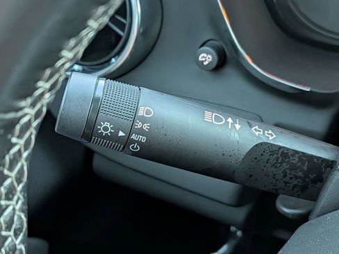Used 2020 Chevrolet Camaro SS RWD image 23
