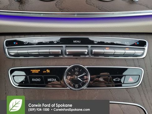 Used 2019 Mercedes-Benz E 300 4MATIC image 34