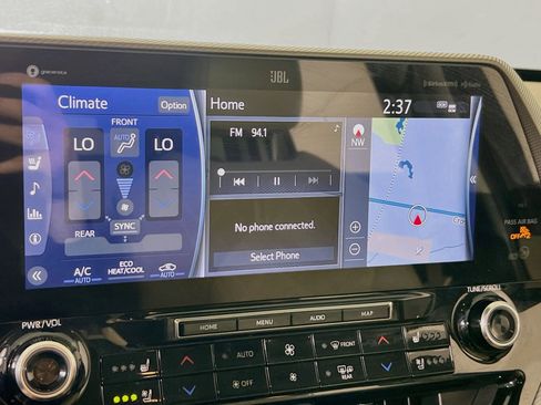 Used 2021 Toyota Highlander Platinum image 15