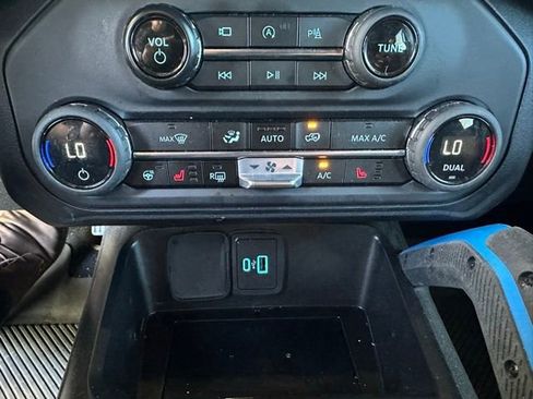 Used 2023 Ford Bronco Outer Banks image 19