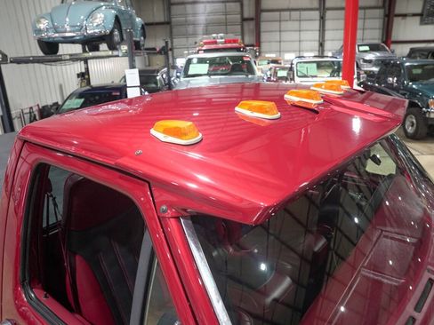 Used 1997 Ford F250 2WD Regular Cab Heavy Duty image 19