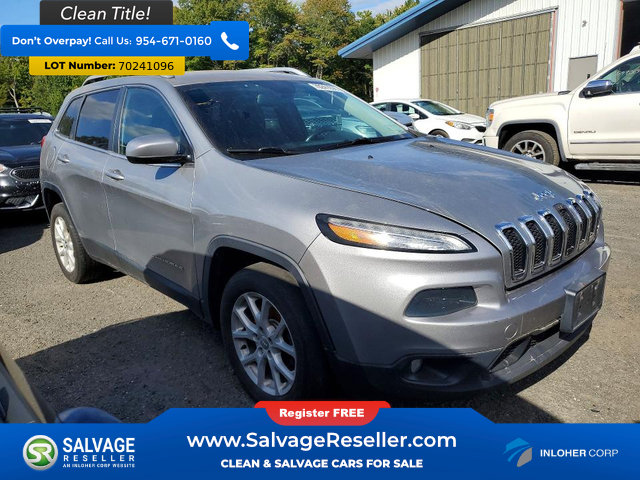 Used 2015 Jeep Cherokee Latitude w/ Cold Weather Group FWD image 5
