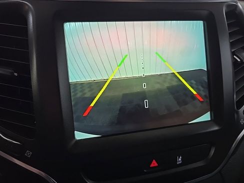 Used 2022 Jeep Cherokee Trailhawk w/ Sun, Sound & Nav Group image 23