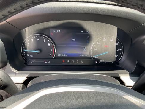 Used 2023 Ford Explorer XLT w/ Equipment Group 202A AWD/4WD image 10
