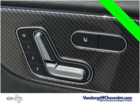 Used 2023 Mercedes-Benz GLB 35 AMG 4MATIC image 20