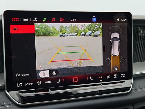 Certified 2026 Volkswagen Tiguan SE AWD/4WD image 10