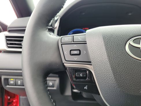 Used 2025 Toyota Camry XSE FWD image 23