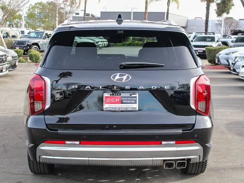 Used 2023 Hyundai Palisade Calligraphy image 7