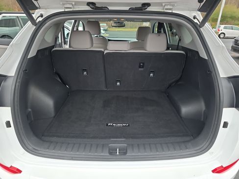 Used 2017 Hyundai Tucson Sport image 12