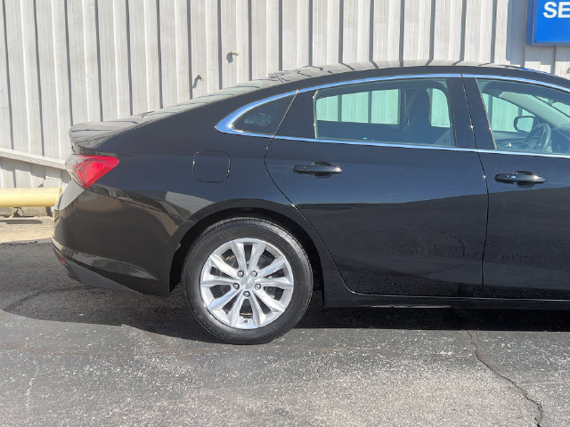 Used 2021 Chevrolet Malibu LT FWD image 27