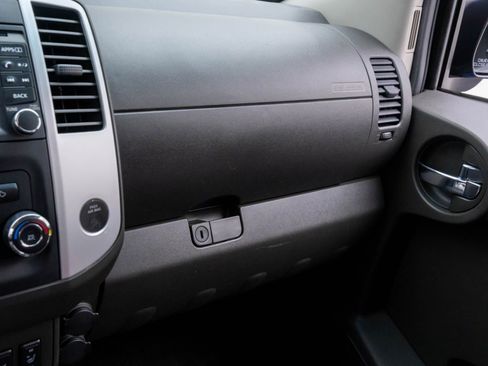 Used 2014 Nissan Xterra PRO-4X image 24