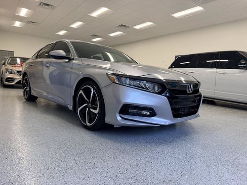 Used 2020 Honda Accord Sport image 10