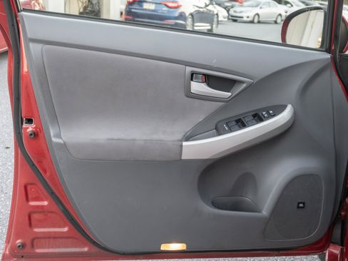 Used 2011 Toyota Prius Three image 12