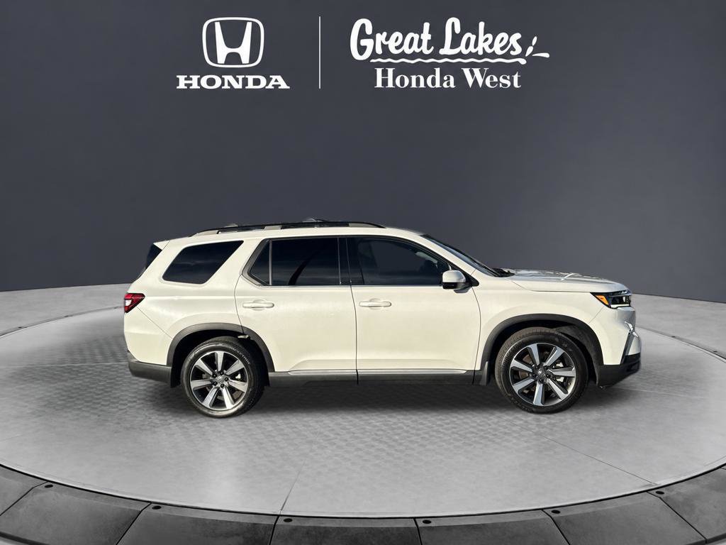 Used 2024 Honda Pilot Touring image 8