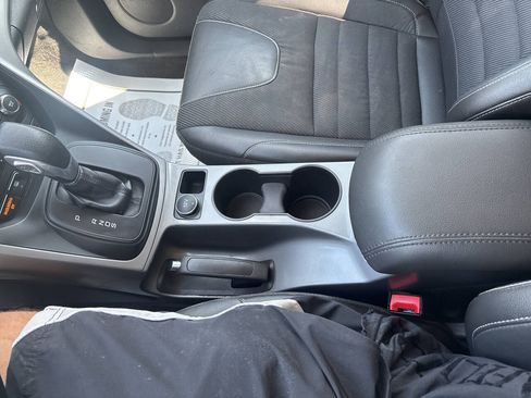 Used 2015 Ford Escape SE w/ SE Chrome Package AWD/4WD image 29