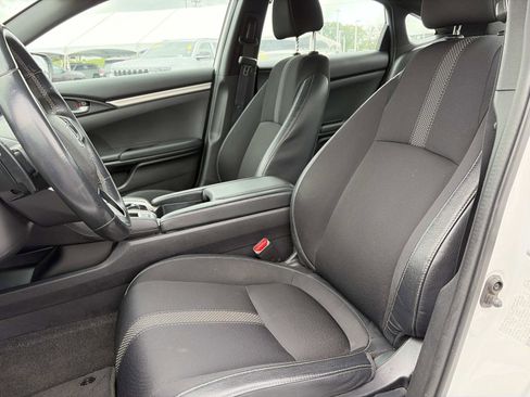 Used 2019 Honda Civic Sport image 17