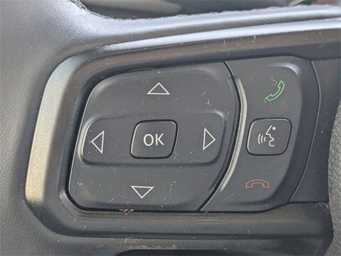 Used 2022 Jeep Gladiator Sport image 27