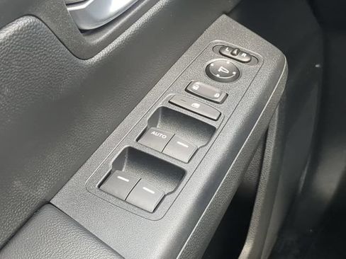 Used 2025 Honda CR-V LX image 25