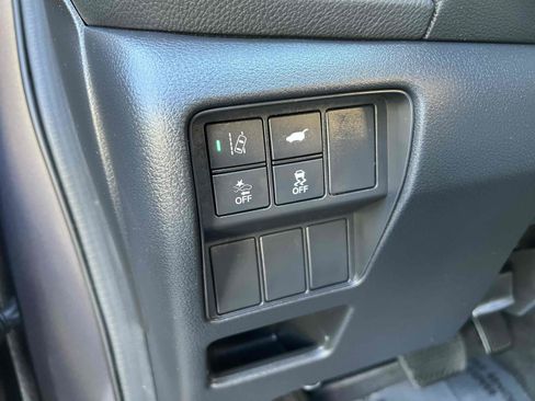 Used 2018 Honda CR-V Touring image 68