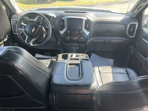Used 2021 Chevrolet Silverado 1500 LT AWD/4WD image 10