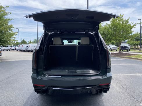 Used 2025 Cadillac Escalade V w/ LPO, Floor Liner Package AWD/4WD image 11