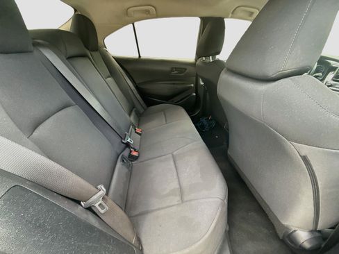 Used 2022 Toyota Corolla LE FWD image 27