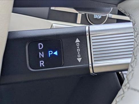 Used 2024 Hyundai Santa Fe SEL image 17