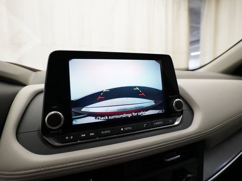 Certified 2024 Nissan Rogue SV image 20