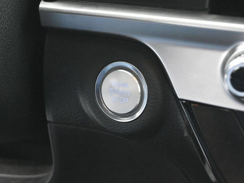 Used 2024 Kia Telluride S FWD image 14