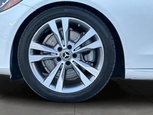 Used 2018 Mercedes-Benz C 300 Sedan w/ Premium Package image 24