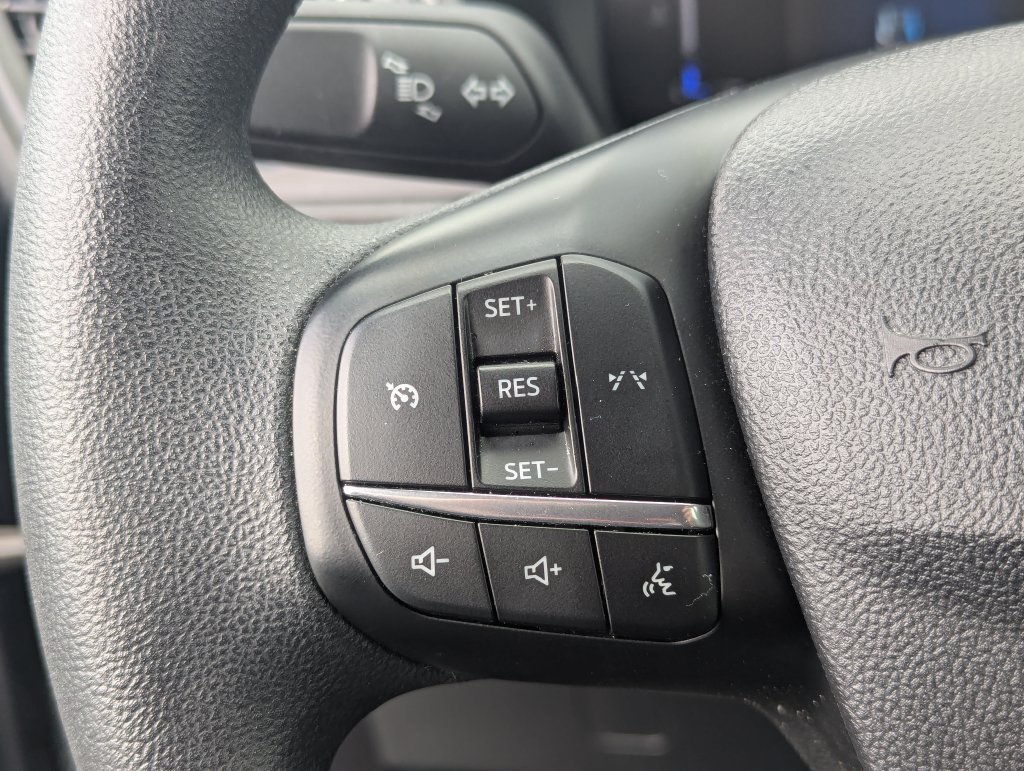 Used 2025 Ford Escape Active AWD/4WD image 19