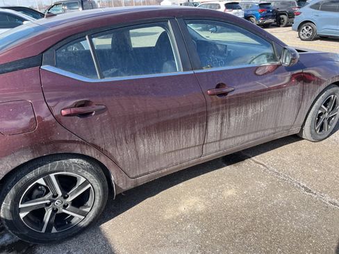Used 2025 Nissan Sentra SV image 16