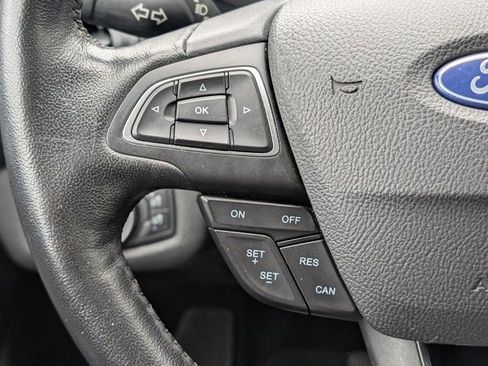 Used 2019 Ford Escape SEL image 21