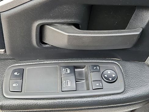 Used 2022 RAM 2500 Tradesman image 19