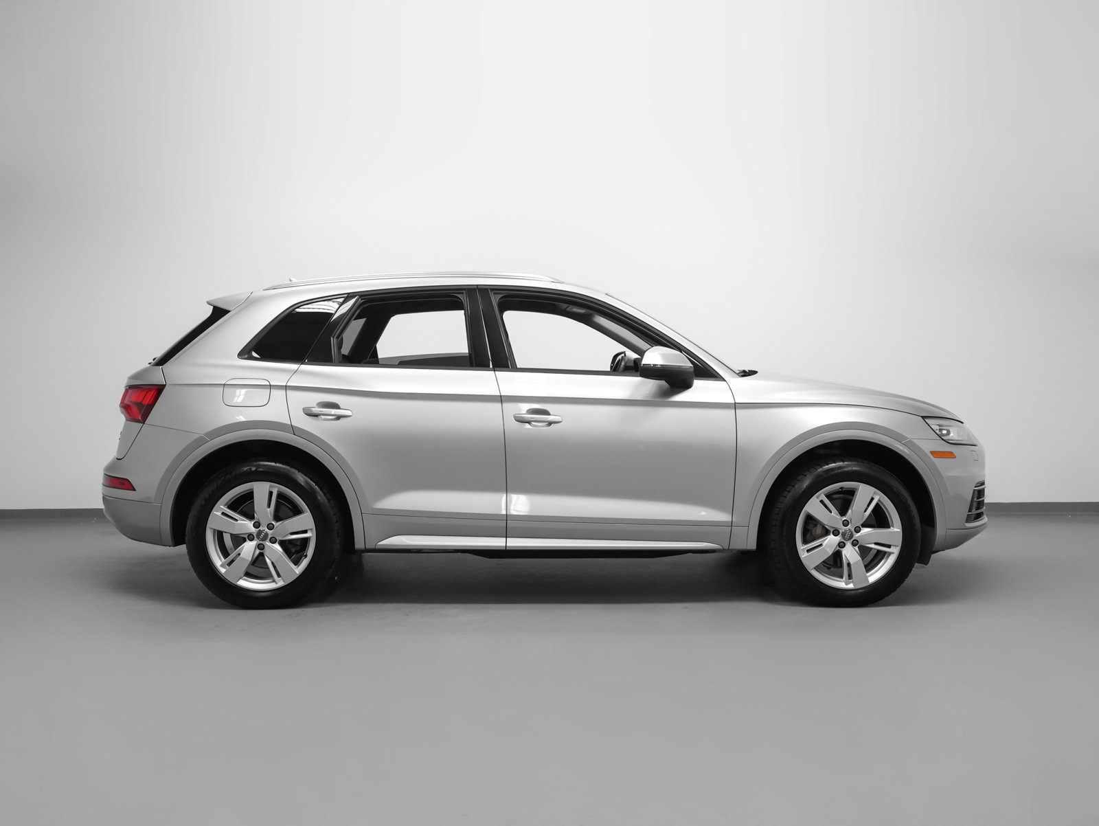 Used 2018 Audi Q5 2.0T Premium AWD/4WD image 13