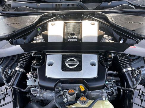 Used 2019 Nissan 370Z Touring Sport image 10