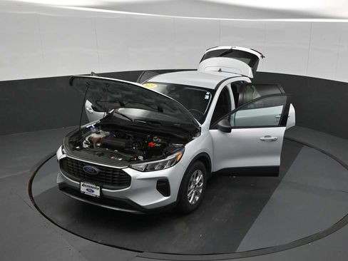 Certified 2025 Ford Escape Active w/ Cold Weather Package FWD image 59