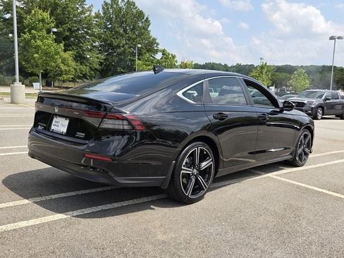 Used 2024 Honda Accord Sport image 8