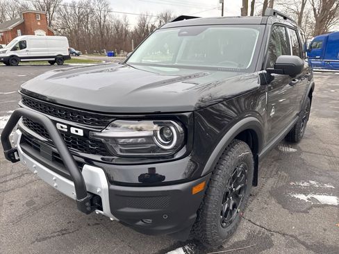 New 2025 Ford Bronco Sport Outer Banks w/ Sasquatch Outer Banks Package AWD/4WD image 3