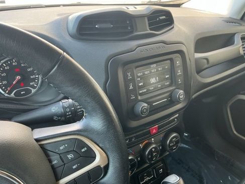 Used 2016 Jeep Renegade Limited AWD/4WD image 21