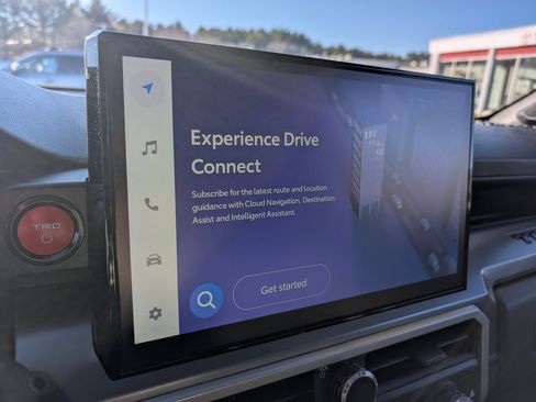 Used 2024 Toyota Tacoma TRD Off-Road image 25