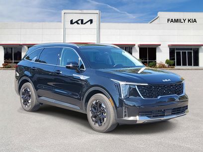 Used 2024 Kia Sorento S w/ Panoramic Sunroof Package