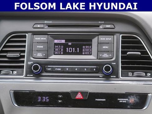 Used 2017 Hyundai Sonata SE image 16