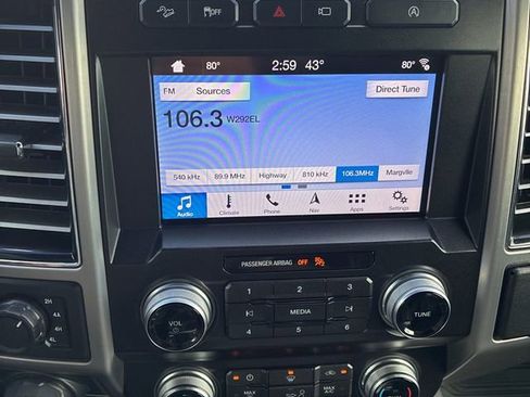 Used 2019 Ford F150 Platinum w/ Equipment Group 701A Luxury image 19