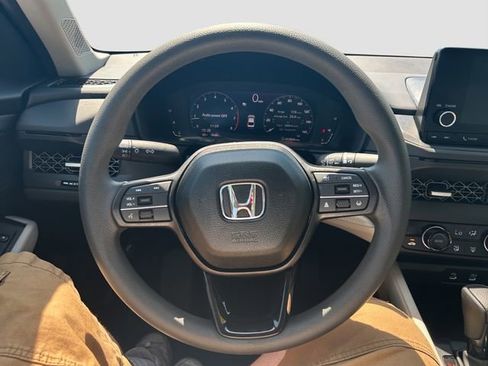 Used 2024 Honda Accord EX image 10