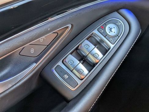 Used 2019 Mercedes-Benz S 450 Sedan image 21