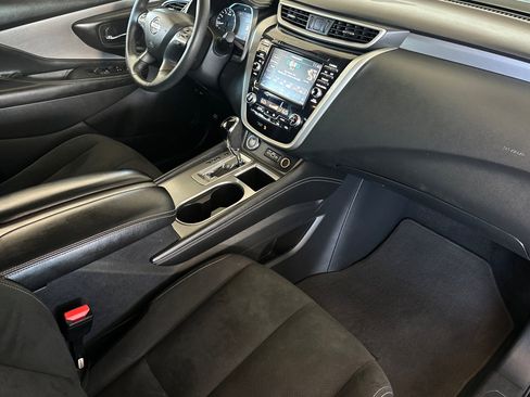 Used 2021 Nissan Murano SV image 15
