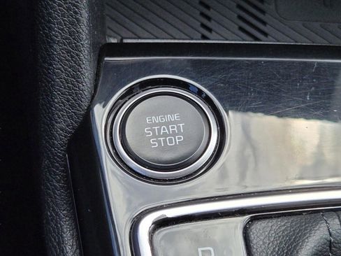 Used 2024 Kia Sportage EX AWD/4WD image 43